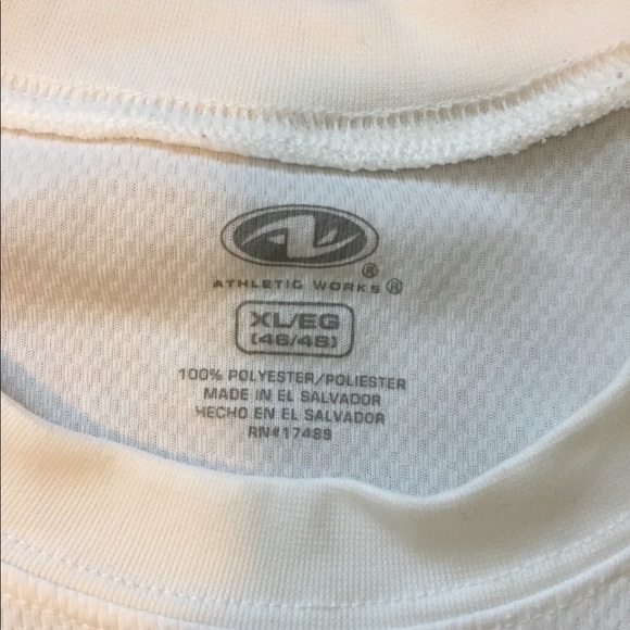 Men’s Athletic Works Shirt (XL) - Picture 4 of 4